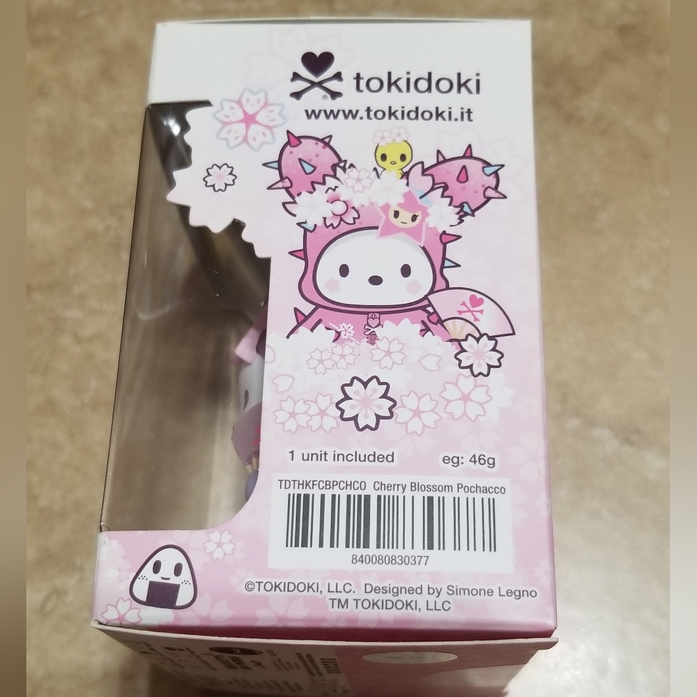 Tokidoki x Hello Hello Kitty and Friends: Cherry Blossom Pochacco Figure - Picture 4 of 5